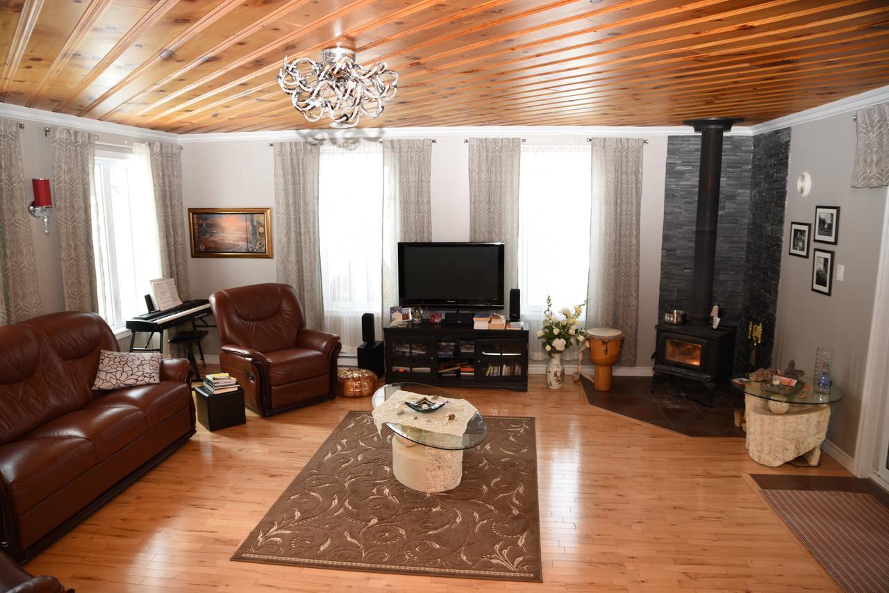 De La Montagne Enchantee Bed & Breakfast